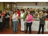  Los participantes reciben obsequio - Educardo