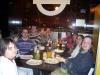 De cena juntos por la zona de los Golem